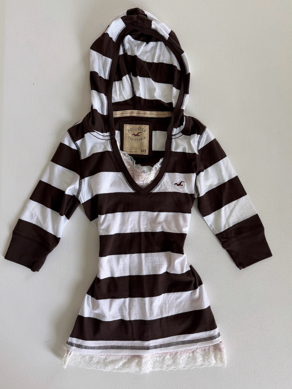 Hollister Brown & White Striped  Trim
Hoodie Top